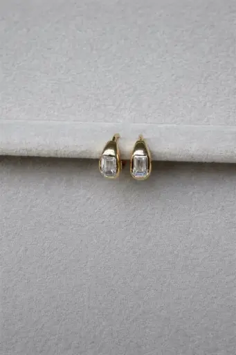 Emerald Huggies Yellow Gold