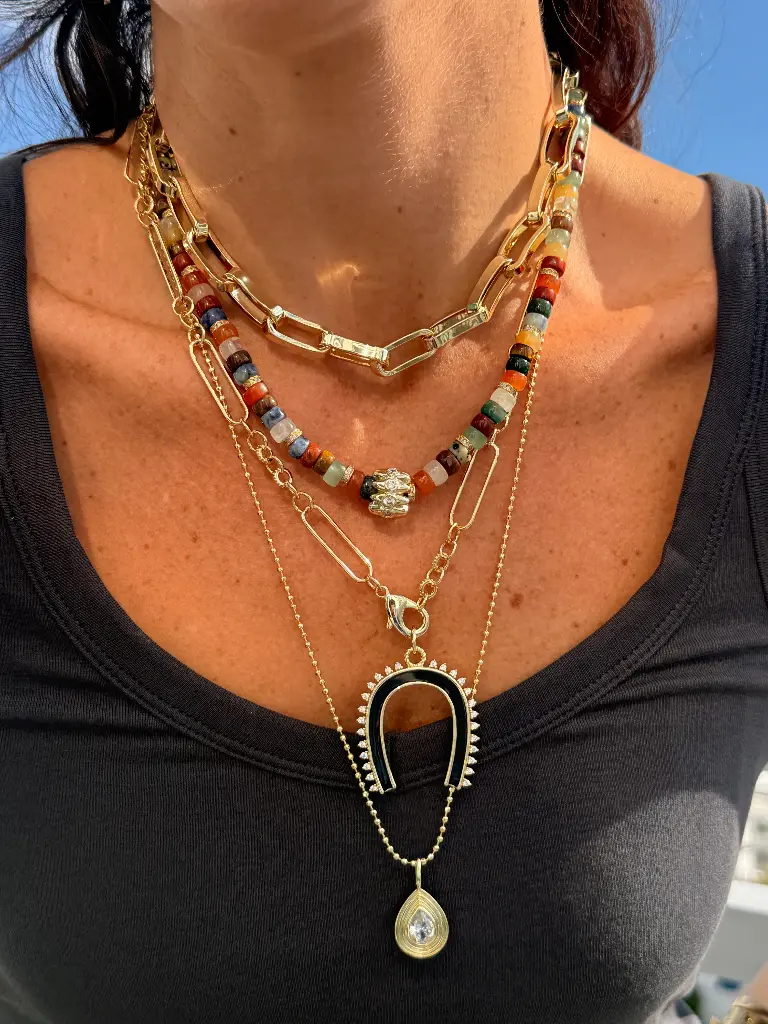 mosaic on the rocks necklace model image.webp