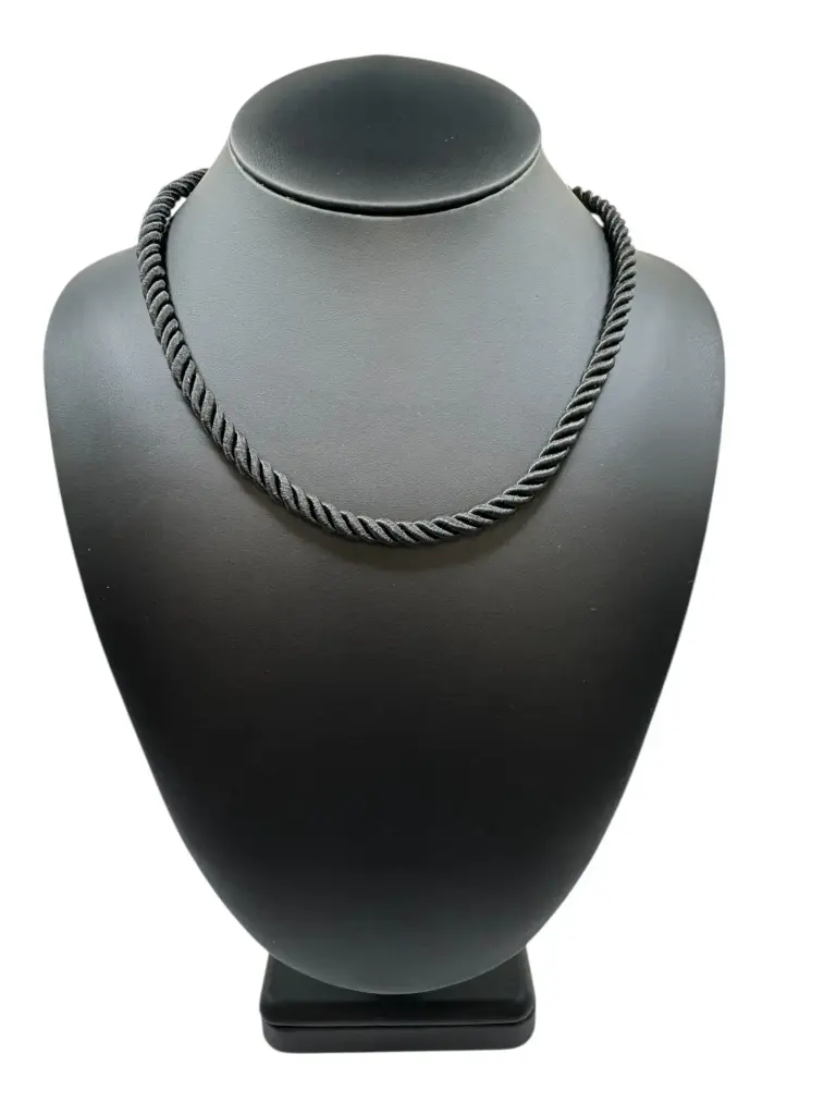 Noir Cord Necklace