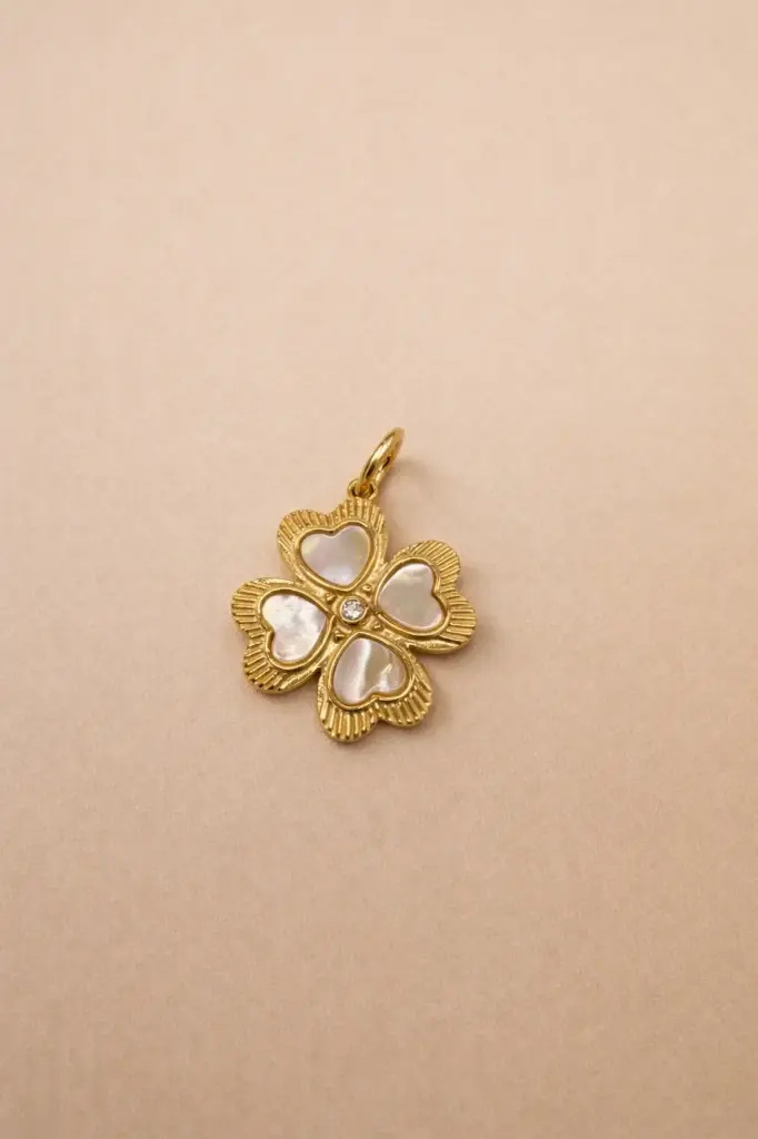 Clover Charm White