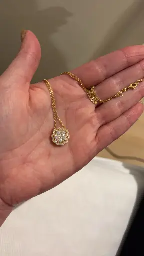 18kt Gold Diamond Pendant Necklace - 1.5 ctwt Diamonds