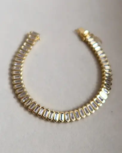 [B-PK-94-1] Yellow Gold Baguette Tennis Bracelet