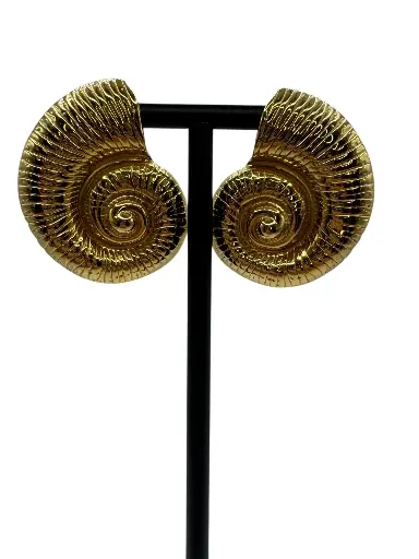 [E-PK-59] Yellow Gold Shell Earrings