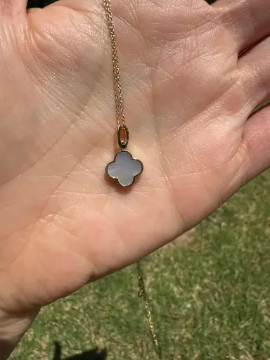 [N-CLOV-ENAM] Two-in-One Clover Necklace – 14k Yellow Gold with Diamonds & Pearlized Enamel